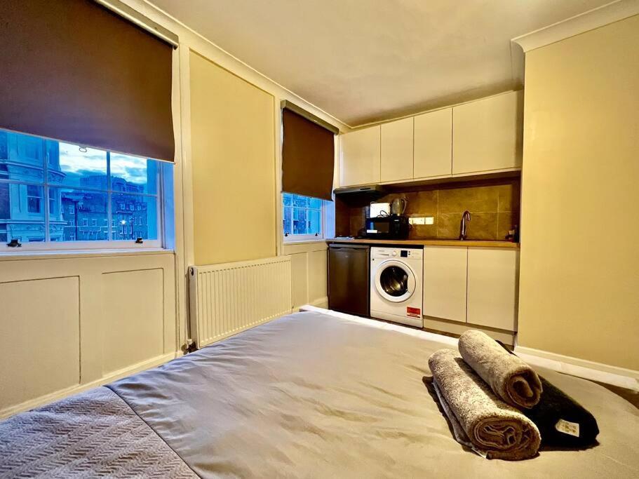 C.london, Zone 1. Double Studio, Moments From Oxford St Appartement Londres